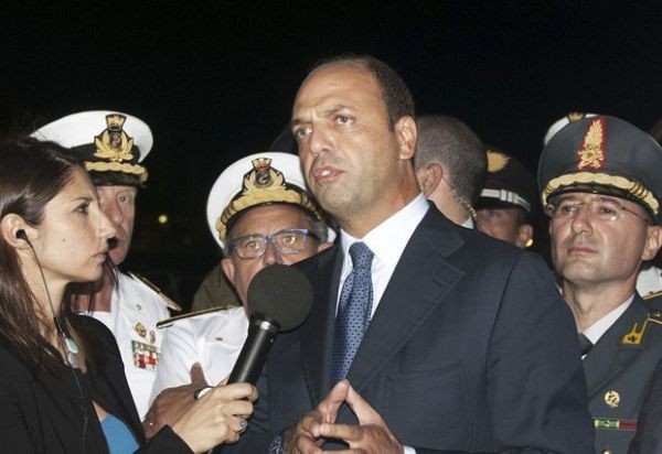 Taliansky minister vnútra Angelino Alfano. 