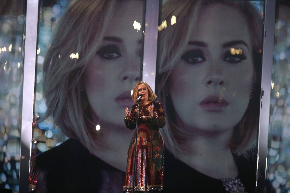 Adele na Brit awards. Snímka: Reuters