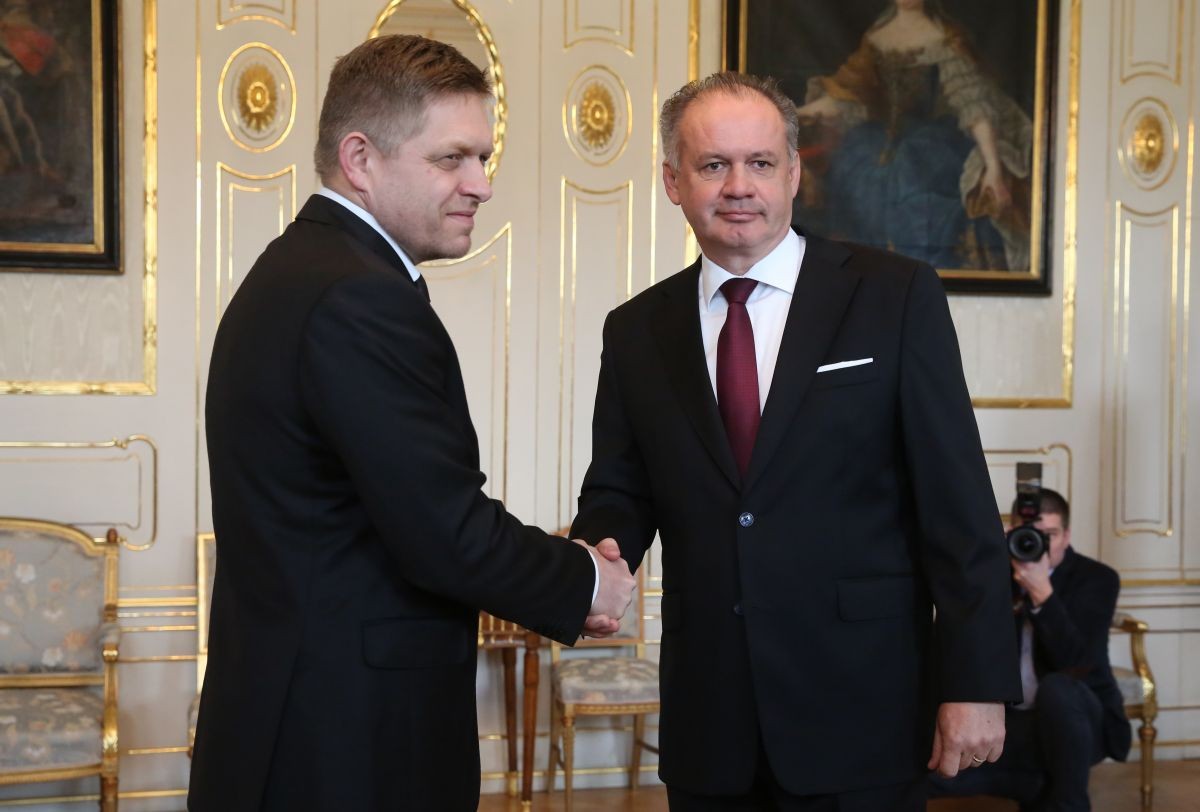 Prezident Andrej Kiska poveril Roberta Fica zostavením vlády.