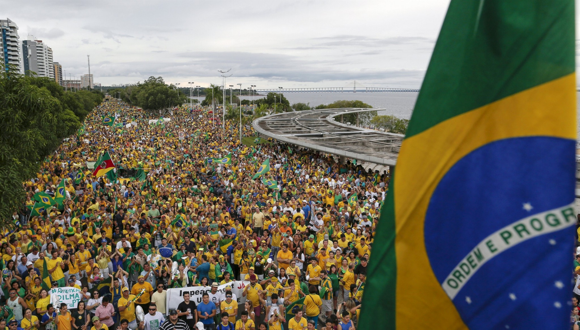 Protesty v Brazílii proti prezidentke