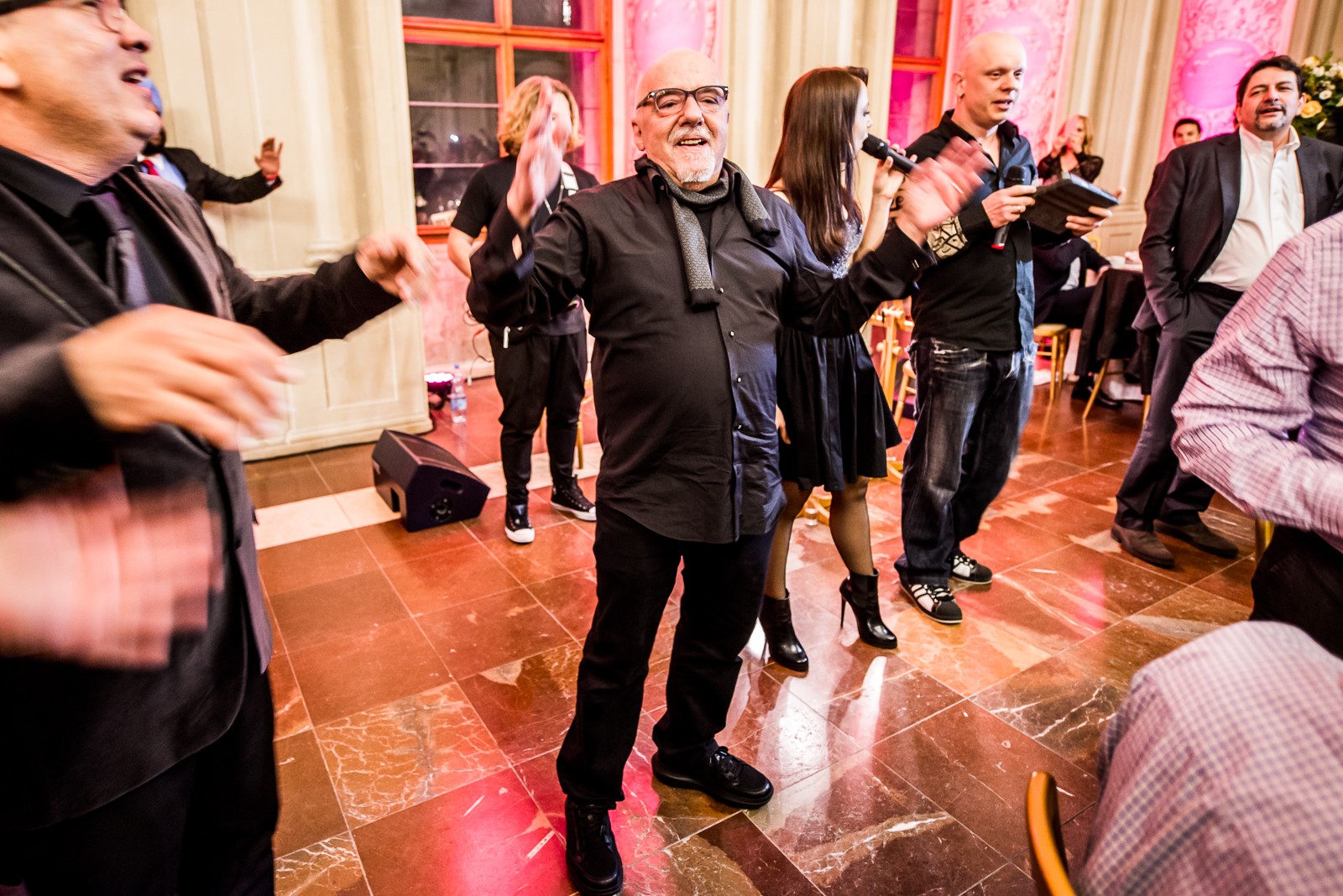 Paolo Coelho oslavoval v Prahe. Snímka