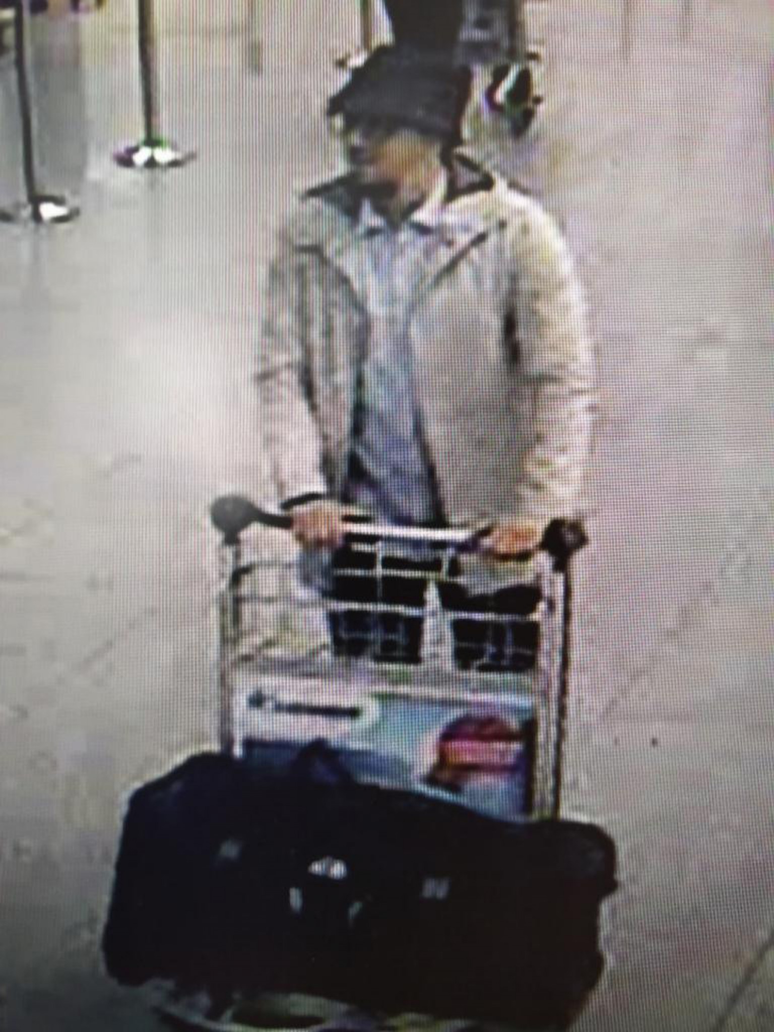 Muž podozrivý z útokov v Bruseli