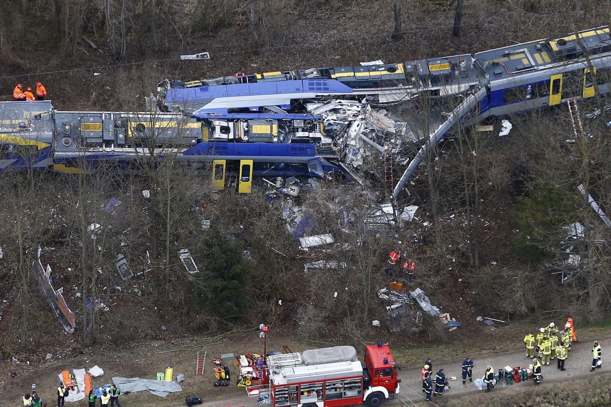 Zrážka vlakov v Bavorsku