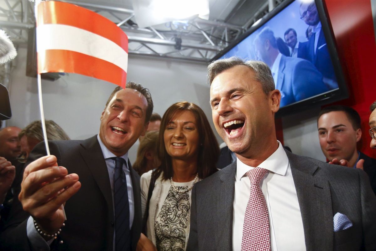 Víťaz prvého kola prezidentských volieb v Rakúsku Norbert Hofer