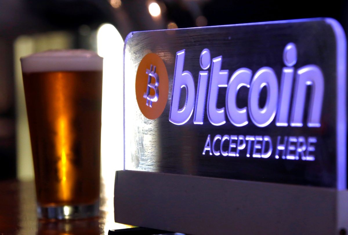 Bitcoinom sa dá platiť aj vo viacerých baroch či reštauráciách