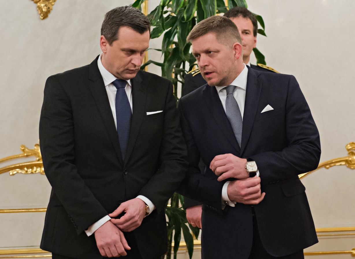 Šéf SNS Andrej Danko a premiér Robert Fico 