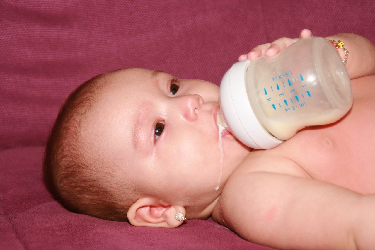 Doprajte dieťatku najlepšiu výživu v podobe materského mlieka. 