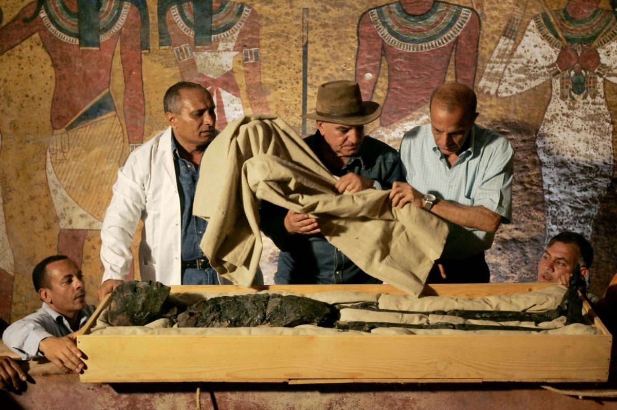 tutanchamón múmia