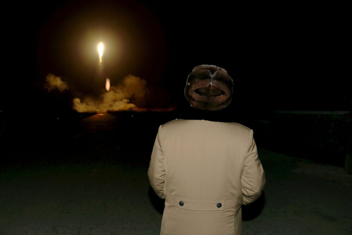 severná kórea kľdr kim čong un raketa test
