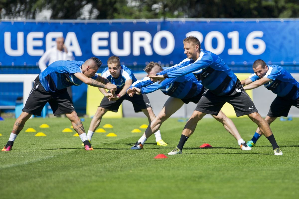 Tr&eacute;ning na&scaron;ich futbalistov vo Franc&uacute;zsku