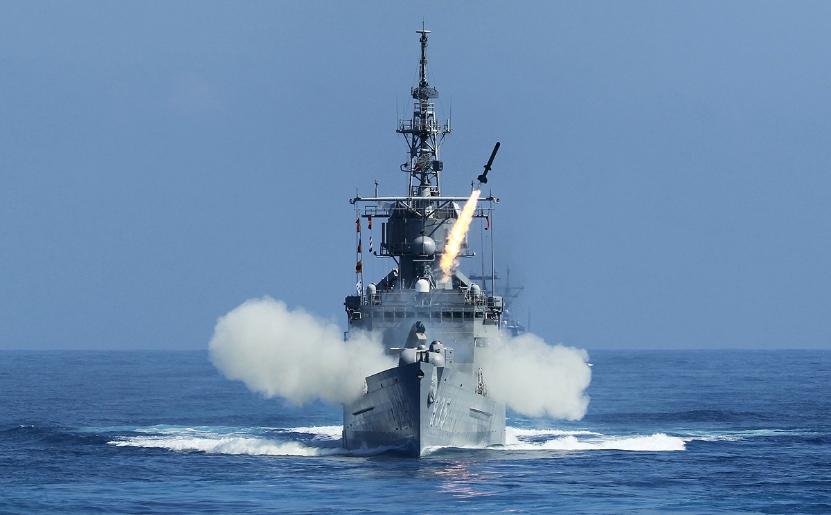 taiwan námorníctvo raketa