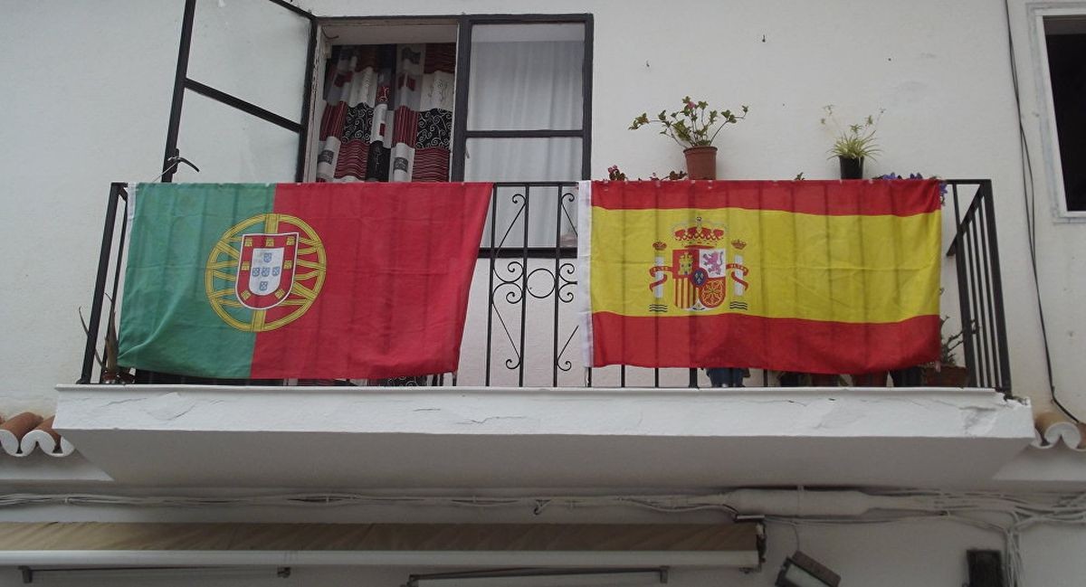 španielsko portugalsko vlajky