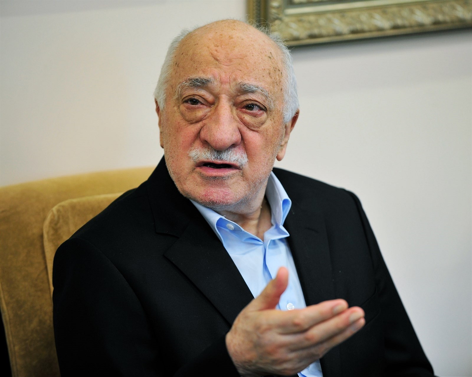 Fethullah Gülen reaguje na Erdoganovo obvinenie z prípravy vojenského prevratu