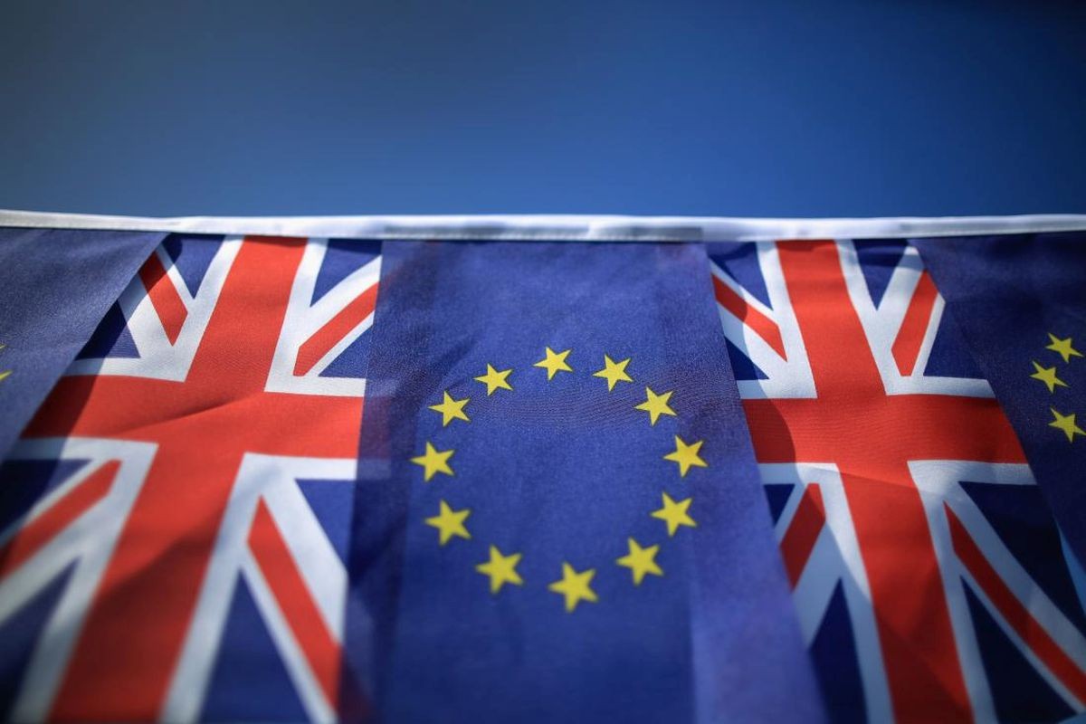 brexit británia eú vlajky