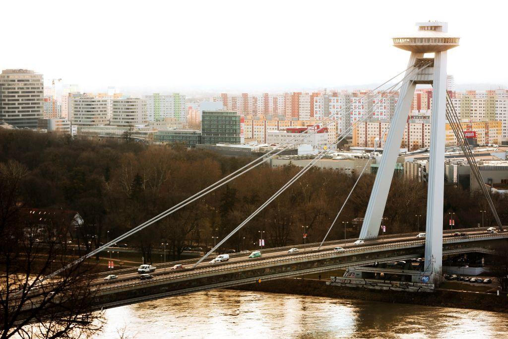 Most SNP (predtým Nový most) je jednopylónový, oceľový, zavesený most ako jediný v Bratislave, ktorý nemá žiadny pilier v Dunaji. Patrí do asociácie najvyšších svetových stavieb World Federation of Great Towers ako 28. najnižšia v zozname. Postavili ho v rokoch 1967 až 1972 spoločnosti Doprastav Bratislava a Hutné montáže Ostrava. Týči sa nad ním v 85-metrovej výške legendárna vyhliadková reštaurácia UFO.