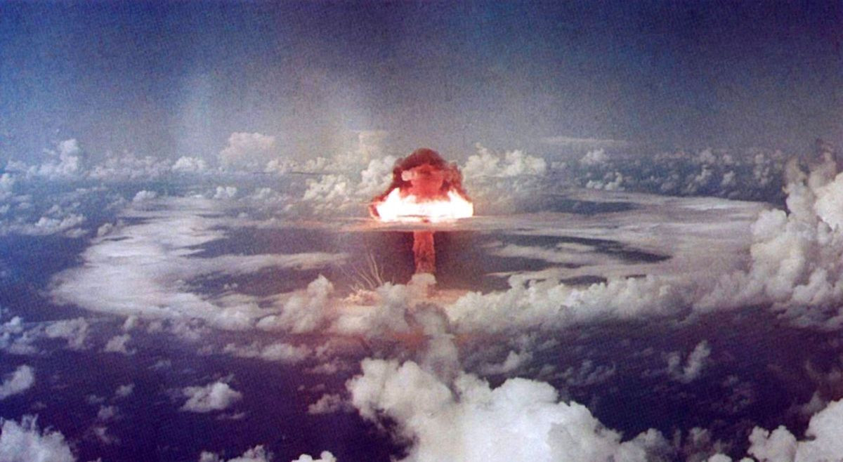 Ivy King bola najväčšou štiepnou jadrovou bombou, akú kedy Spojené štáty otestovali. 500 kilotonové zariadenie sa od iných silnejších zariadení líšilo tým, že to bola skutočná bomba z jadrového arzenálu USA. Zhodil ju bombardér Convair B-36 Peacemaker (Mierotvorca) a atómový hríb po výbuchu dosiahol výšku 18 km.