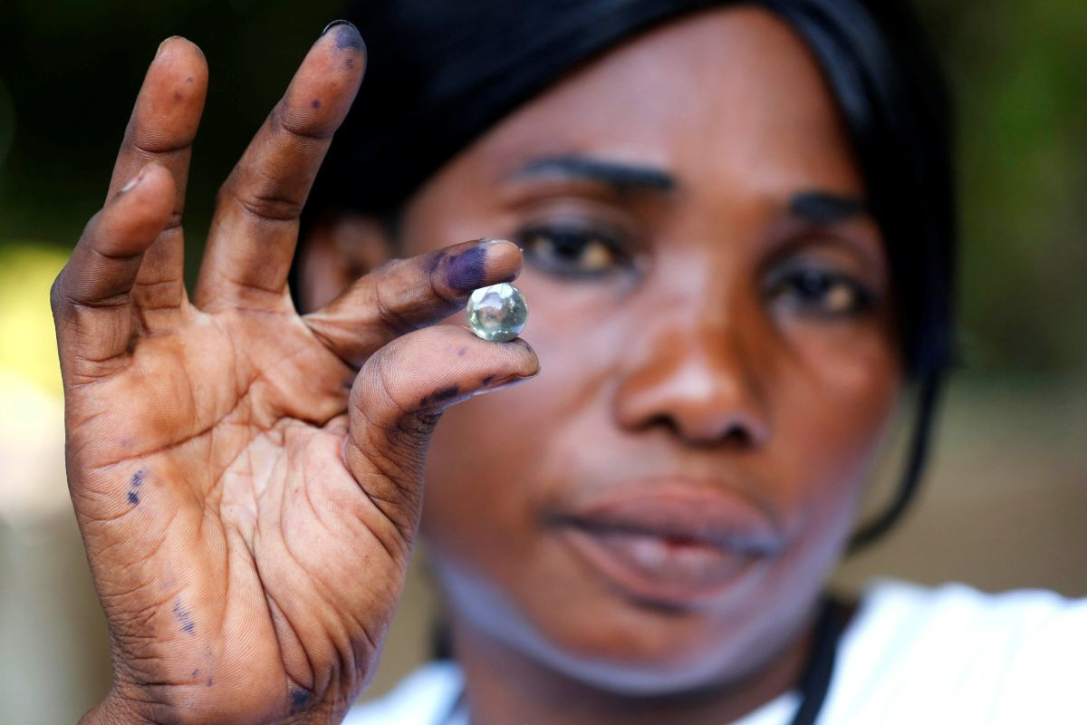 gambia hlasovanie voľby