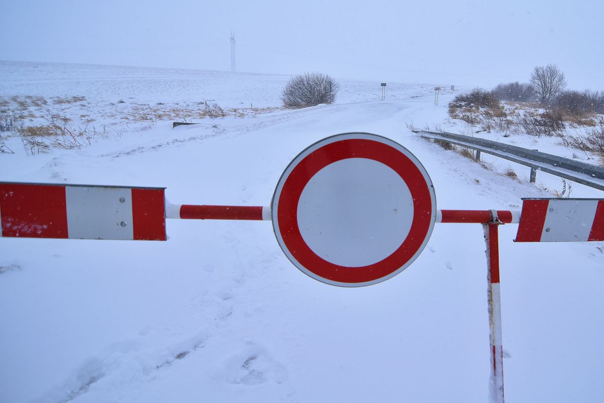 044dfd5cddbdeb4d4937a4d79b2ee352