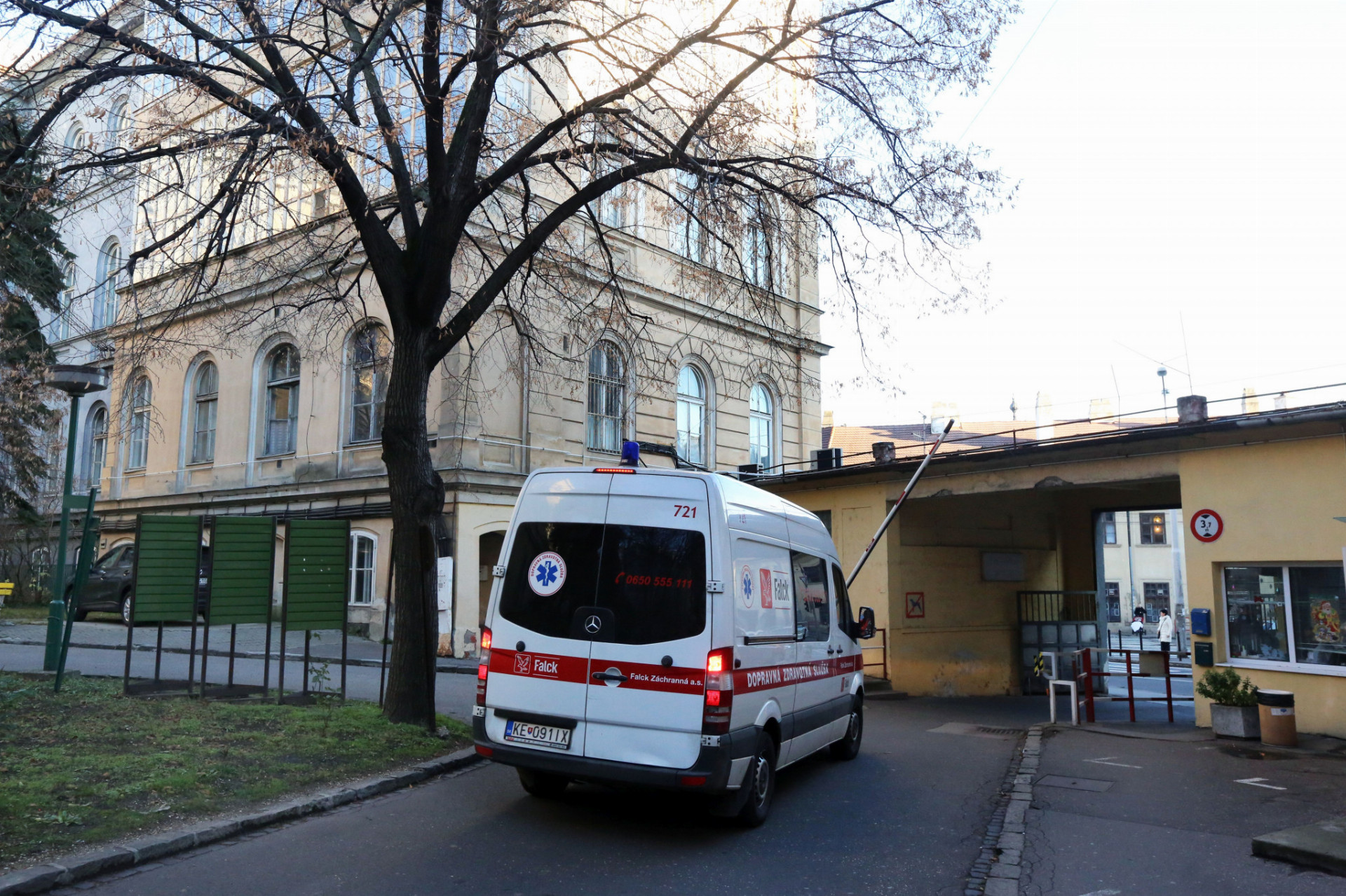 Štátna nemocnica, Mickiewiczova ulica