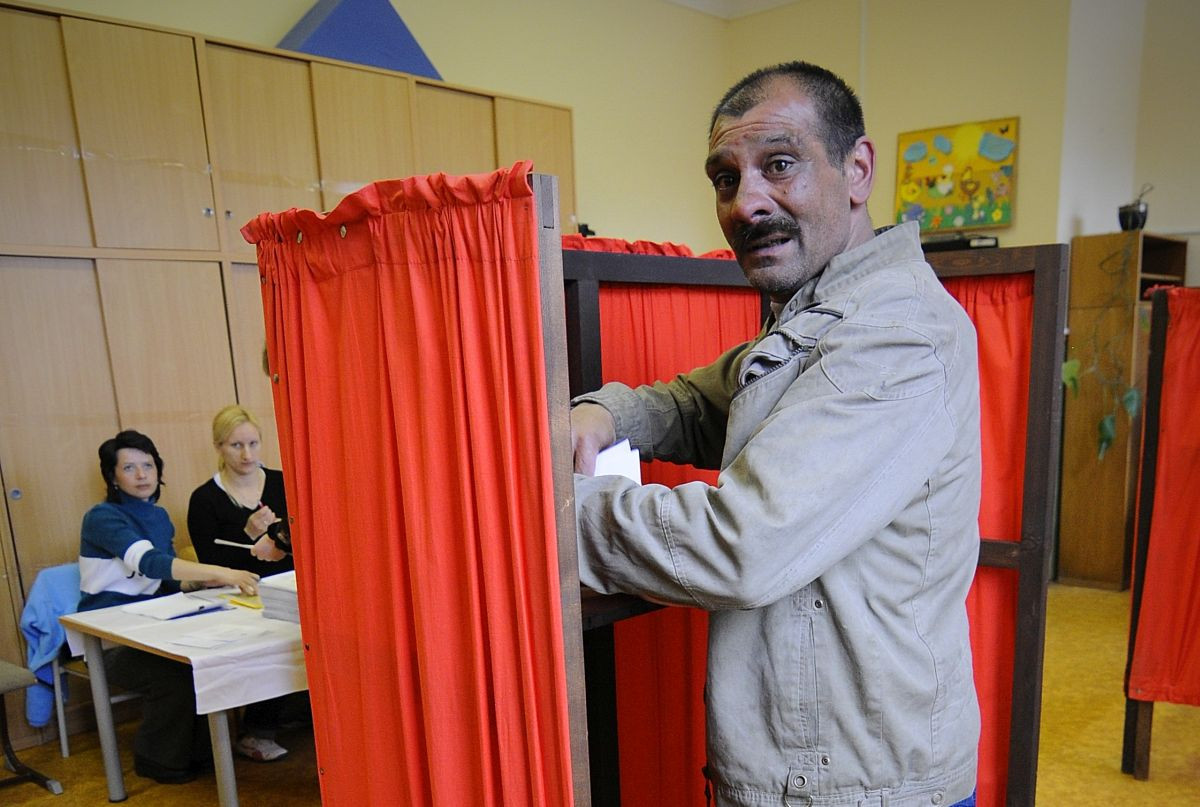 Starosta Ján Badžo počas volieb v roku 2013