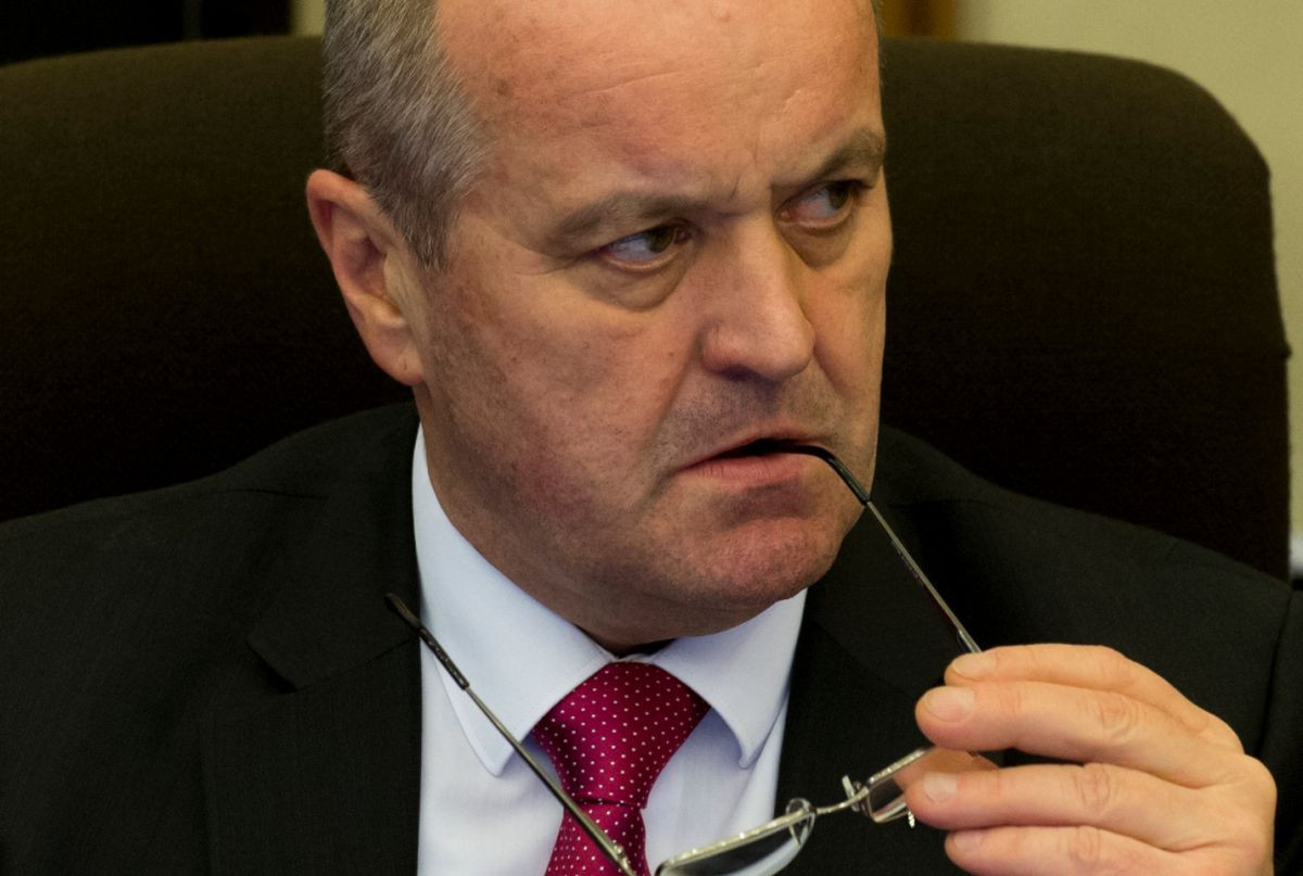 Minister obrany Peter Gajdo&scaron;