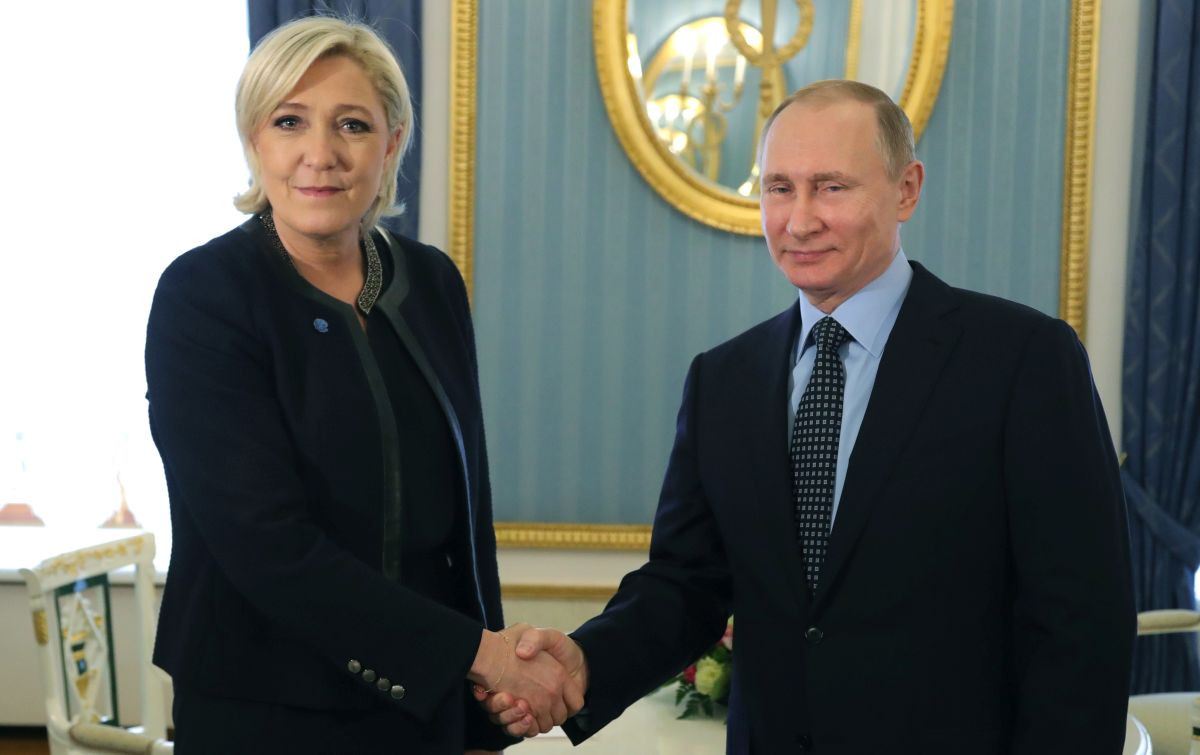 Marine Le Penová s Vladimirom Putinom
