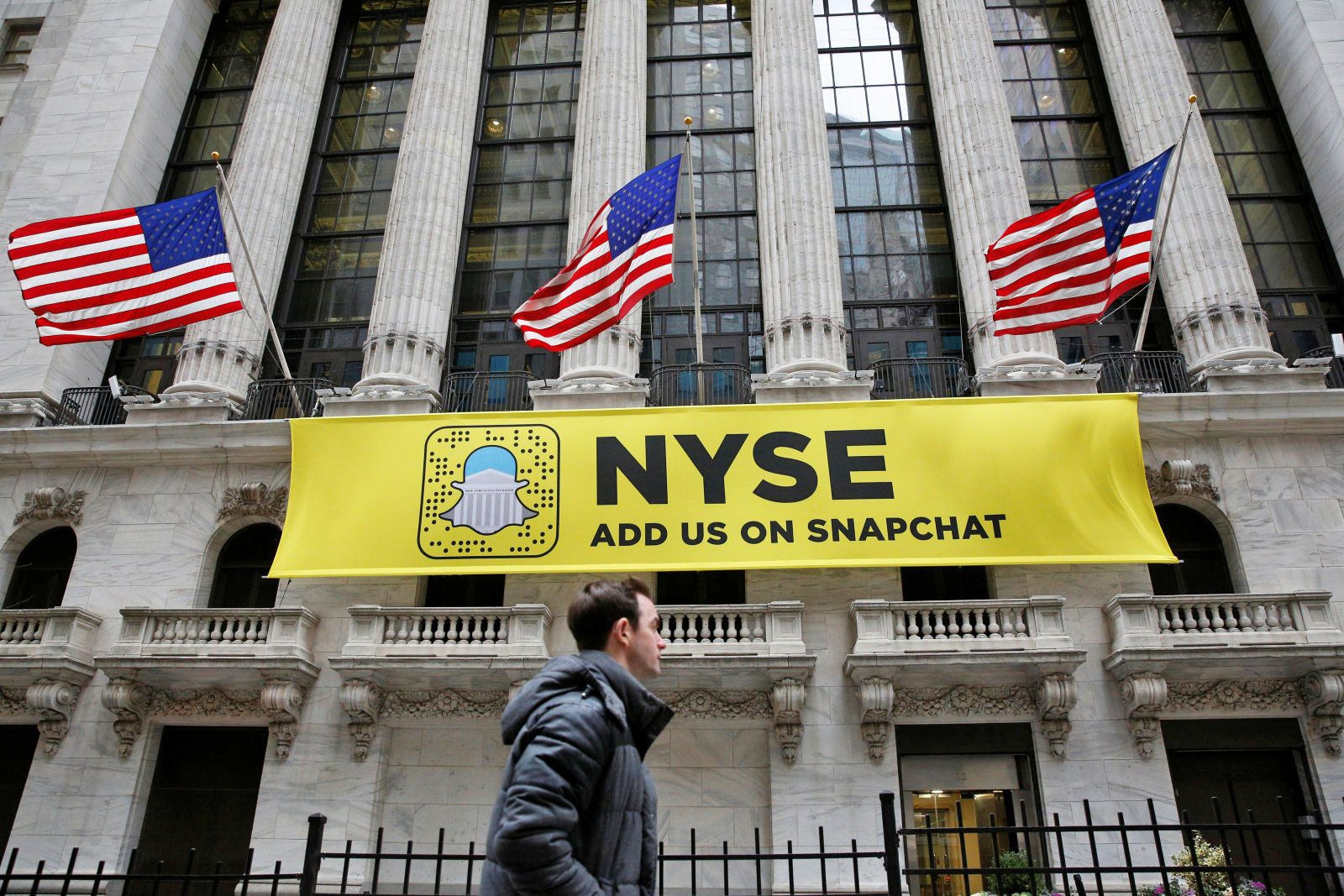 Snapchat mal pred vstupom na burzu veľké oči, teraz sú investori sklamaní.