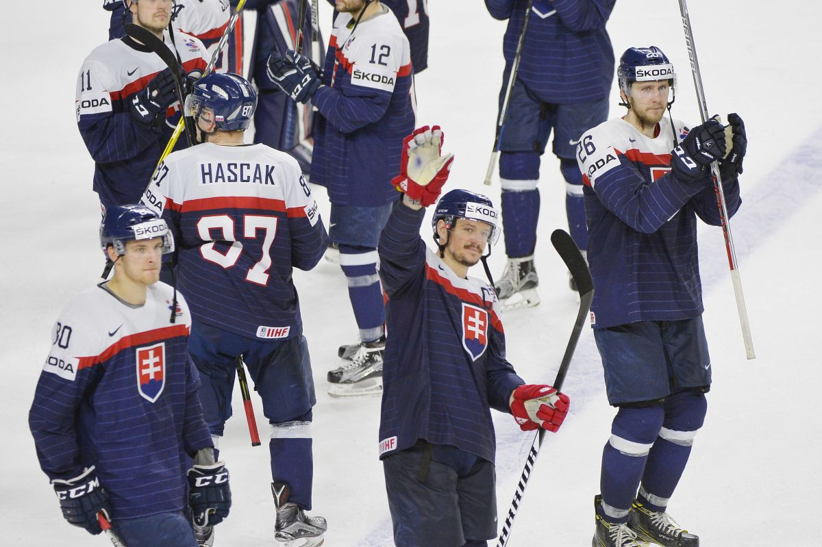 8885b12d7220bb5f5a31fb5c4cab8870