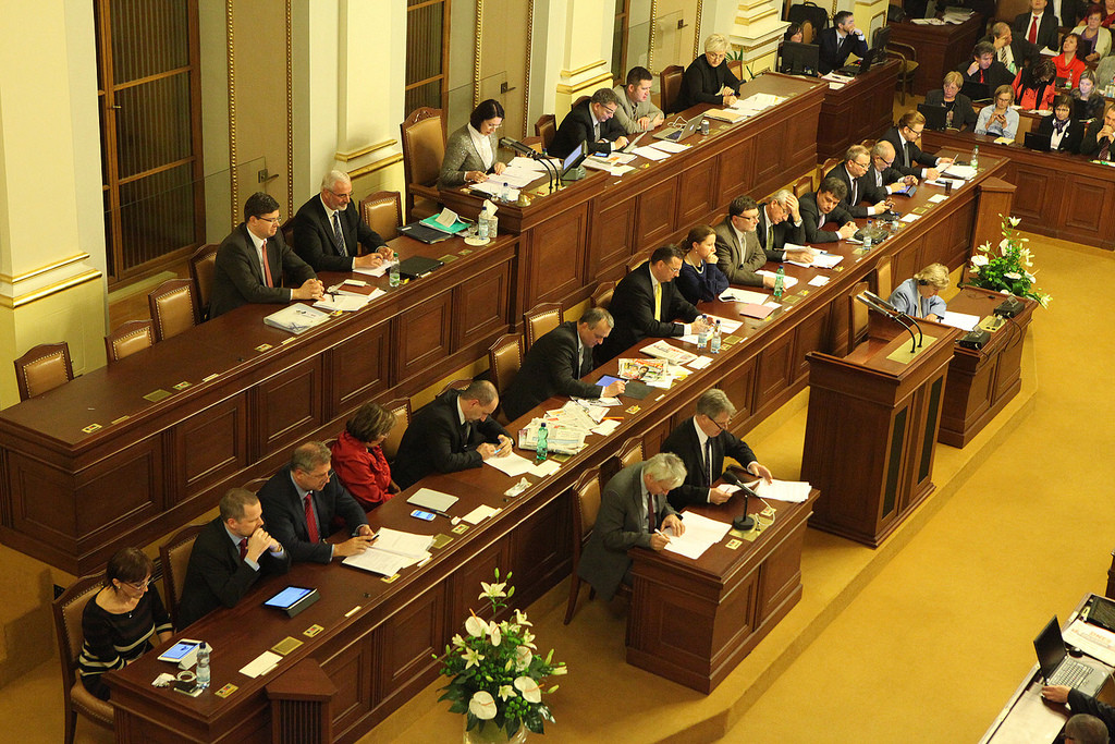 9df177576d625d3ca562e9a93b9ae98b