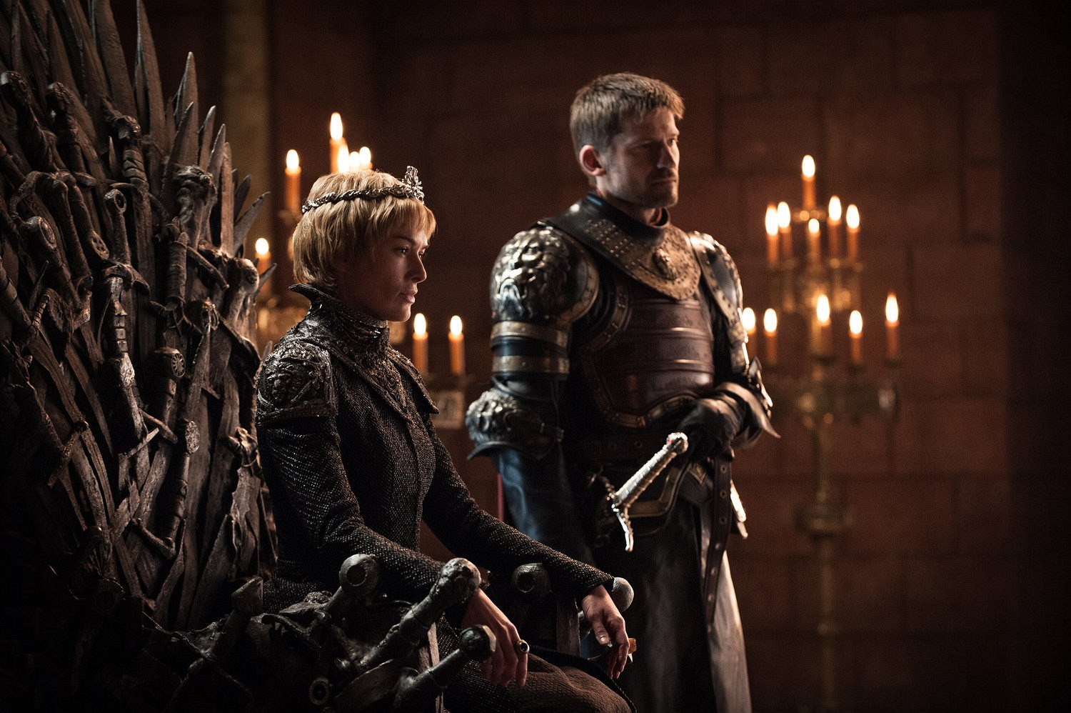 Kráľovná Cersei Lannister (Lena Headeyová) a jej brat Jamie Lannister (Nikolaj Coster-Waldau)