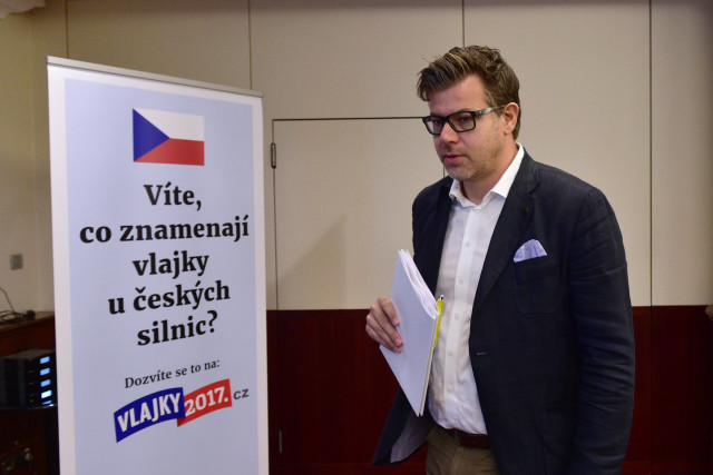 276e4c7b4e12c386a543ef66a3027a3a