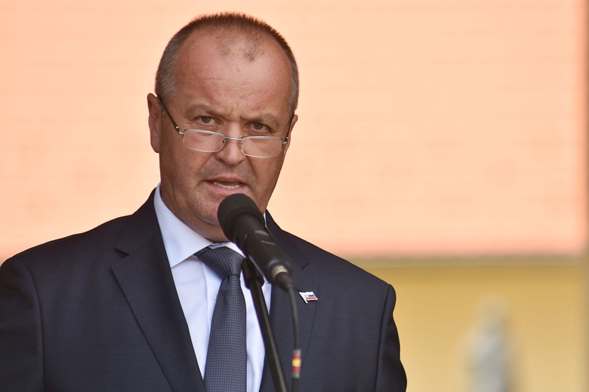 Minister obrany Peter Gajdoš