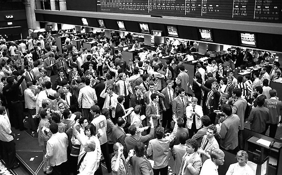 Počas Čierneho pondelka 1987 prešlo cez neworskú burzu rekordných 604 miliónov cenných papierov.
