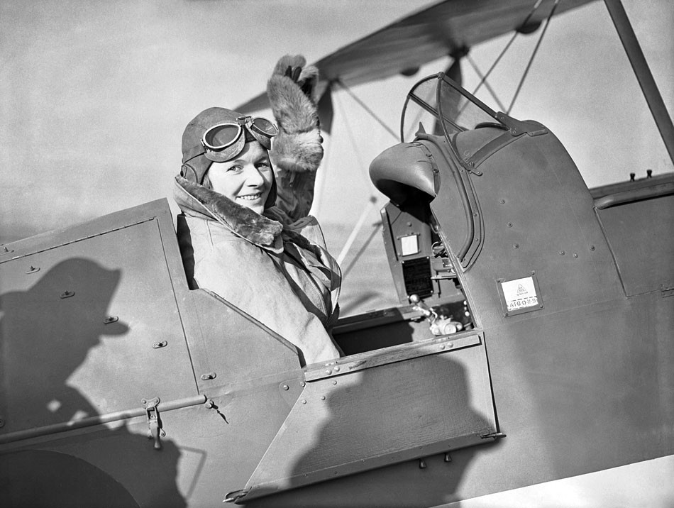 Pauline Gower sa stala prvou pilotkou, ktorá sa dostala k riadeniu stroja v britskej RAF.