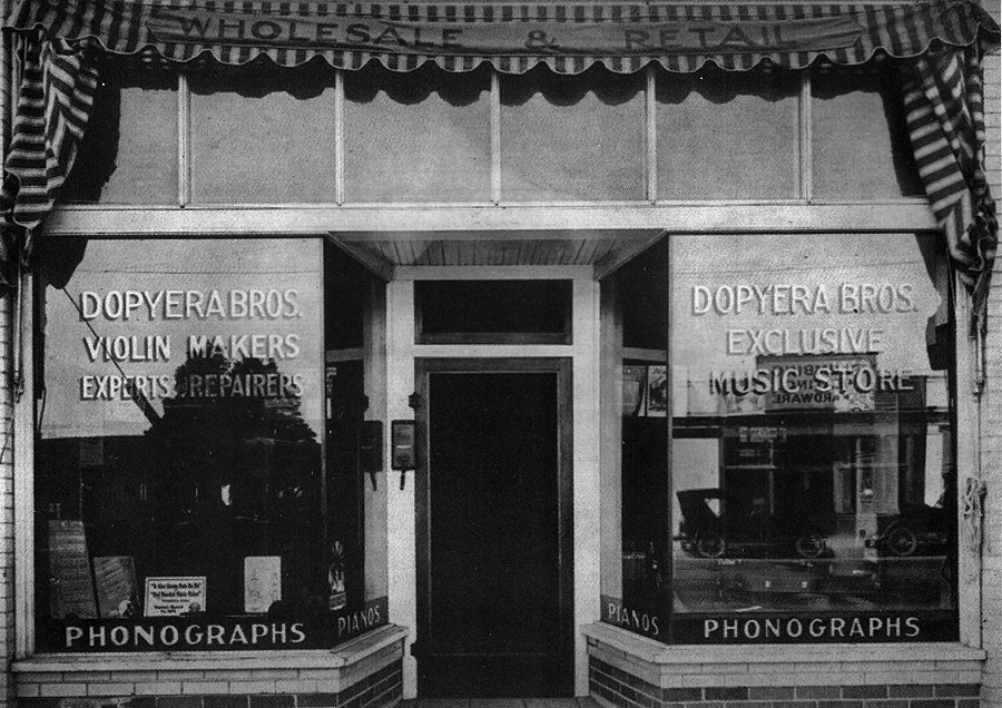 Obchod a dielňa bratov Dopyerovcov v Los Angeles.