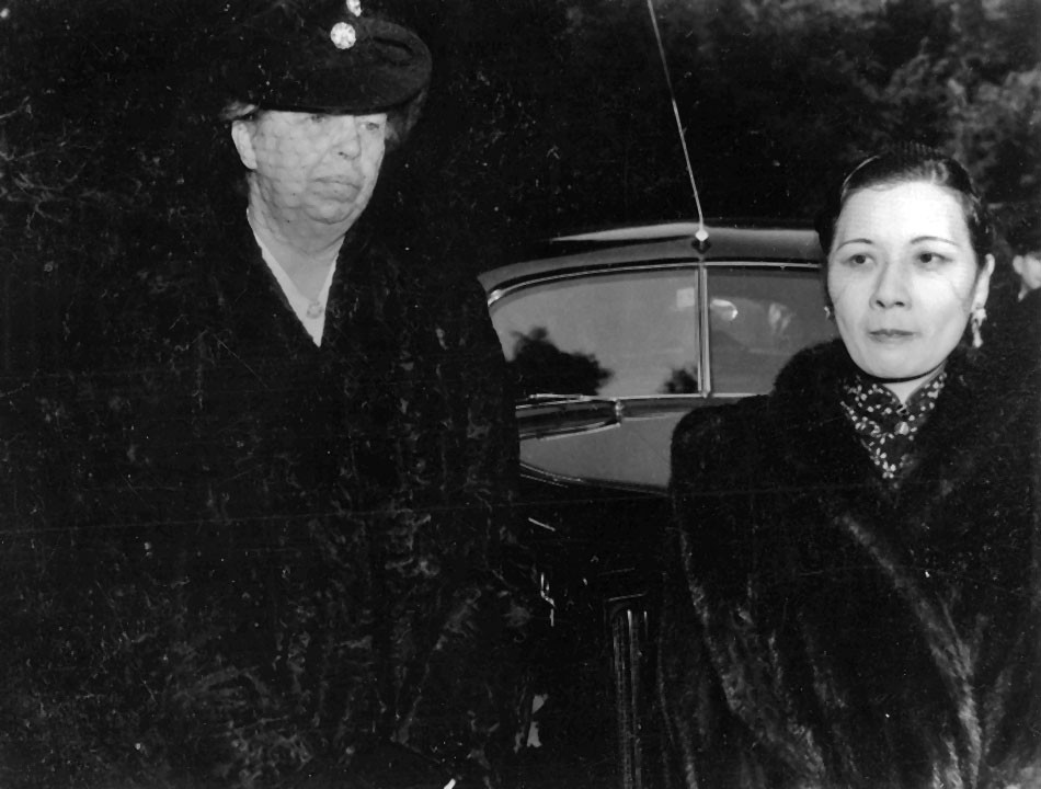 Mej-ling Čankajšková s prvou dámou USA Eleanor Rooseveltovou.