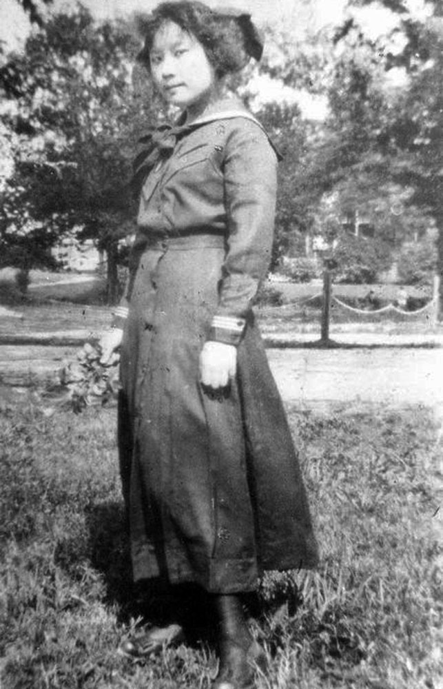 Sung Mej-ling počas štúdia v USA v roku 1910.