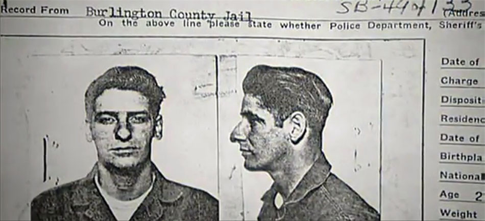 Albert DeSalvo na snímkach z policajnej databázy.