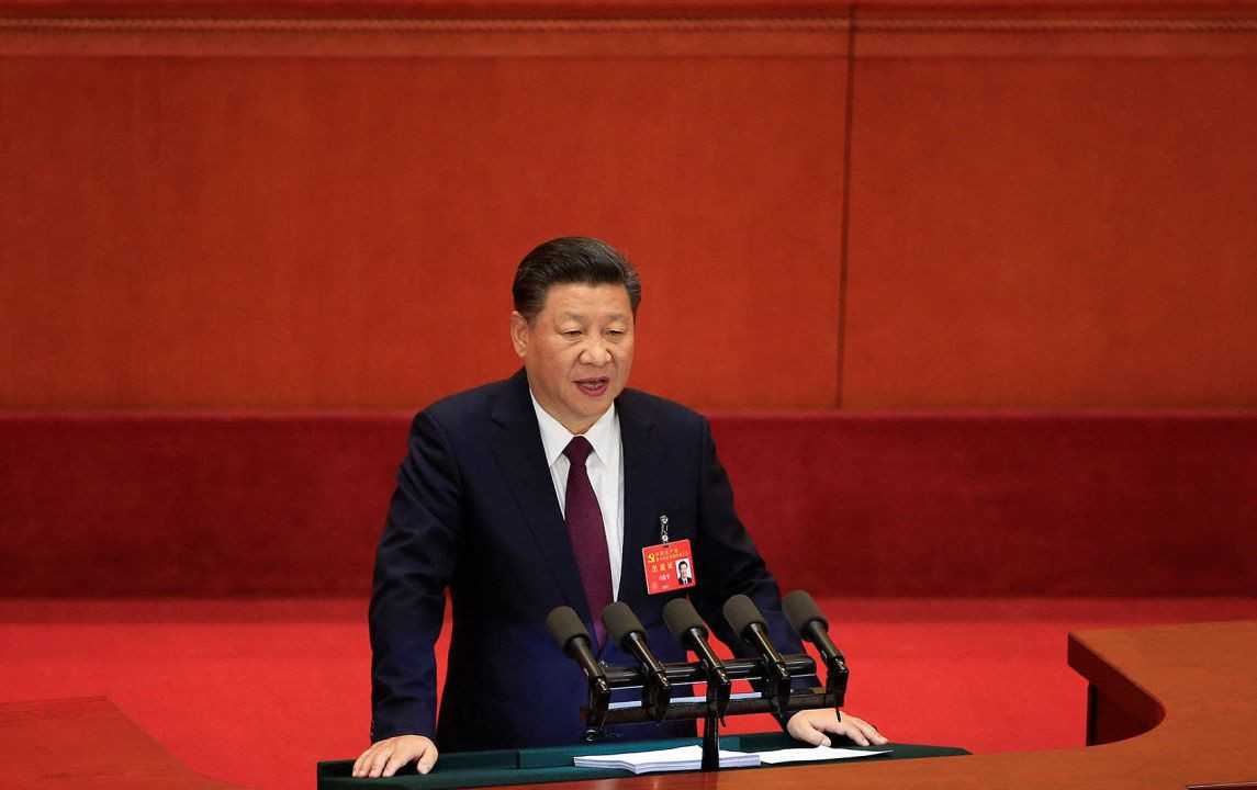 Čínsky prezident Si Ťin-pching podporuje rozširovanie čínskych firiem do sveta.
