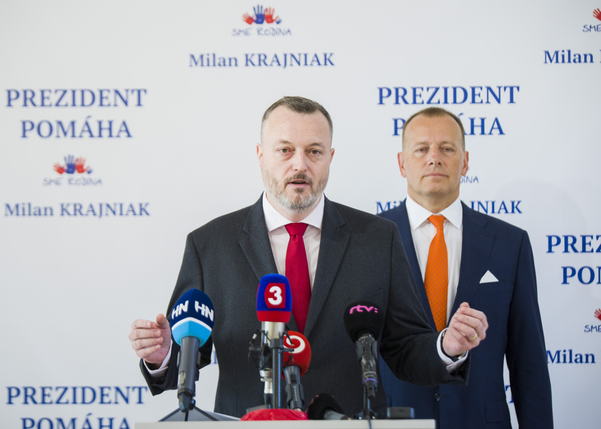 Milan Krajniak je poslanec NR SR za hnutie Sme rodina. Svoju kandidatúru oficiálne oznámil 31. mája. 
