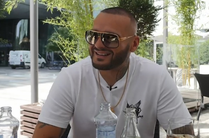 b381ba1ce47b8b1061544e463ec1e063