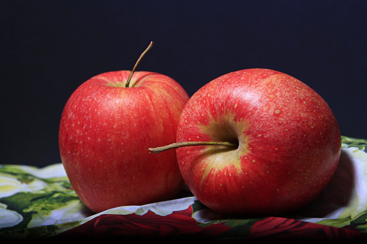 385 g jabĺk obsahuje 200 kalórií.