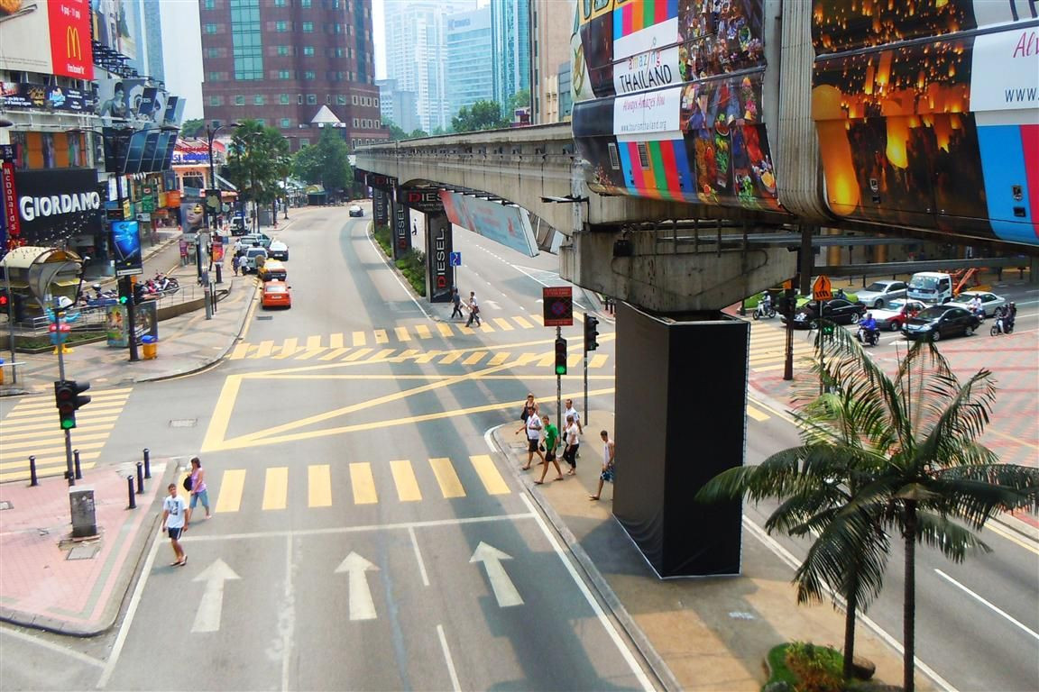 Centrom ekonomického aj zábavného života Kuala Lumpuru je slávny bulvár Bukit Bintang.