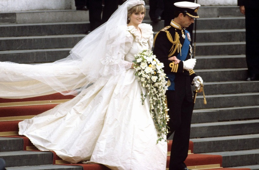 Najdrahšiu svadbu mala princezná Diana. V roku 1981 dali za svadbu 110 miliónov dolárov.