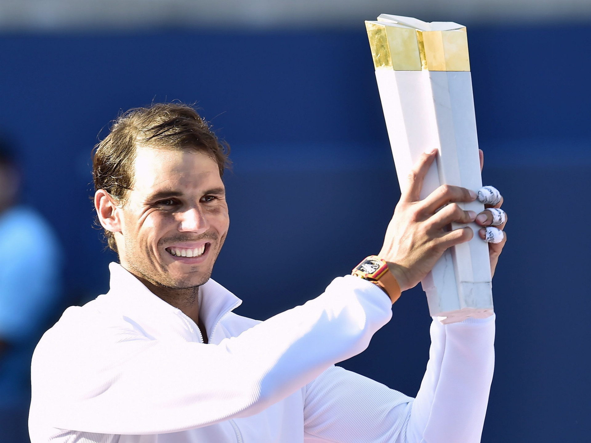 Rafael Nadal získal tenisovú trofej vďaka víťazstvu nad Stefanosom Tsitsipasom vo finále tenisového turnaja v Toronte.