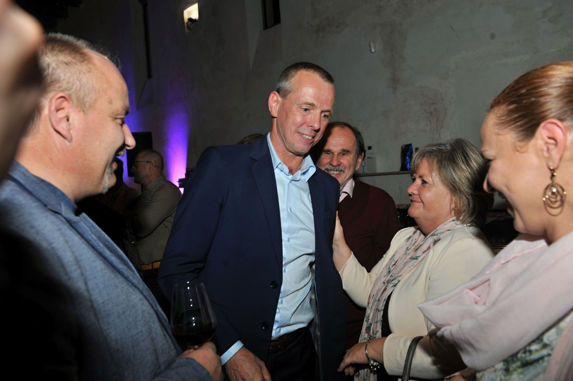 Novozvolen&yacute; prim&aacute;tor Peter Fiab&aacute;ne hovor&iacute; takisto o potrebe parkovacej politiky.