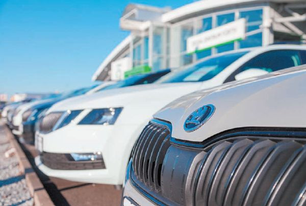 Vysoký záujem o autá mladoboleslavskej značky predlžuje čakacie lehoty na automobily.