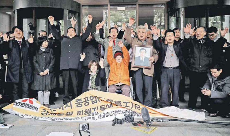 Kórejčania sa nevzdali práva na odškodnenie za nútené práce.