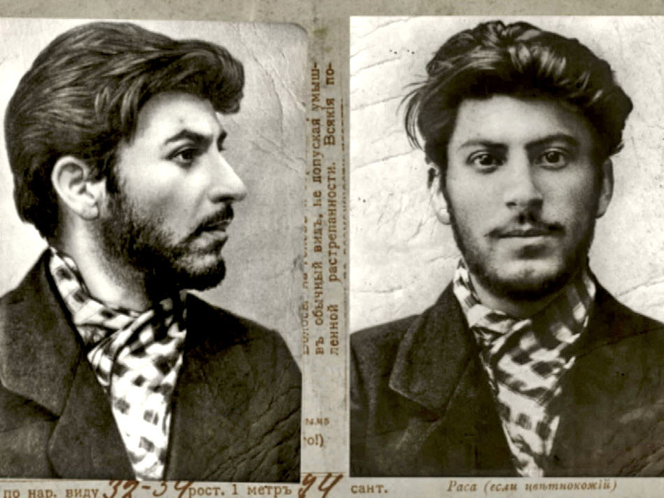 Josif Džugašvili na evidenčnej policajnej karte z roku 1902, keď bol zatknutý.
