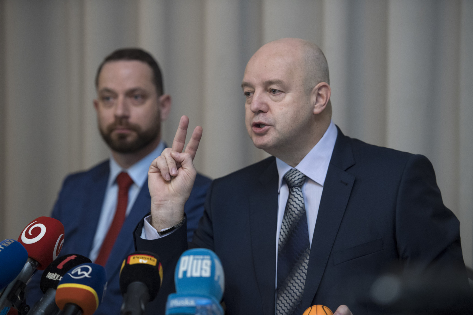 f09ba10e2918b66f2963bf3915ea6cf2